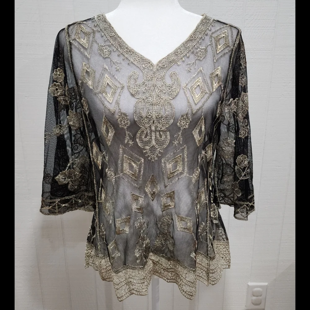 Ultra Pink Sheer Top Sz Medium Black Gold Metallic Embroidery Bell Sleeve